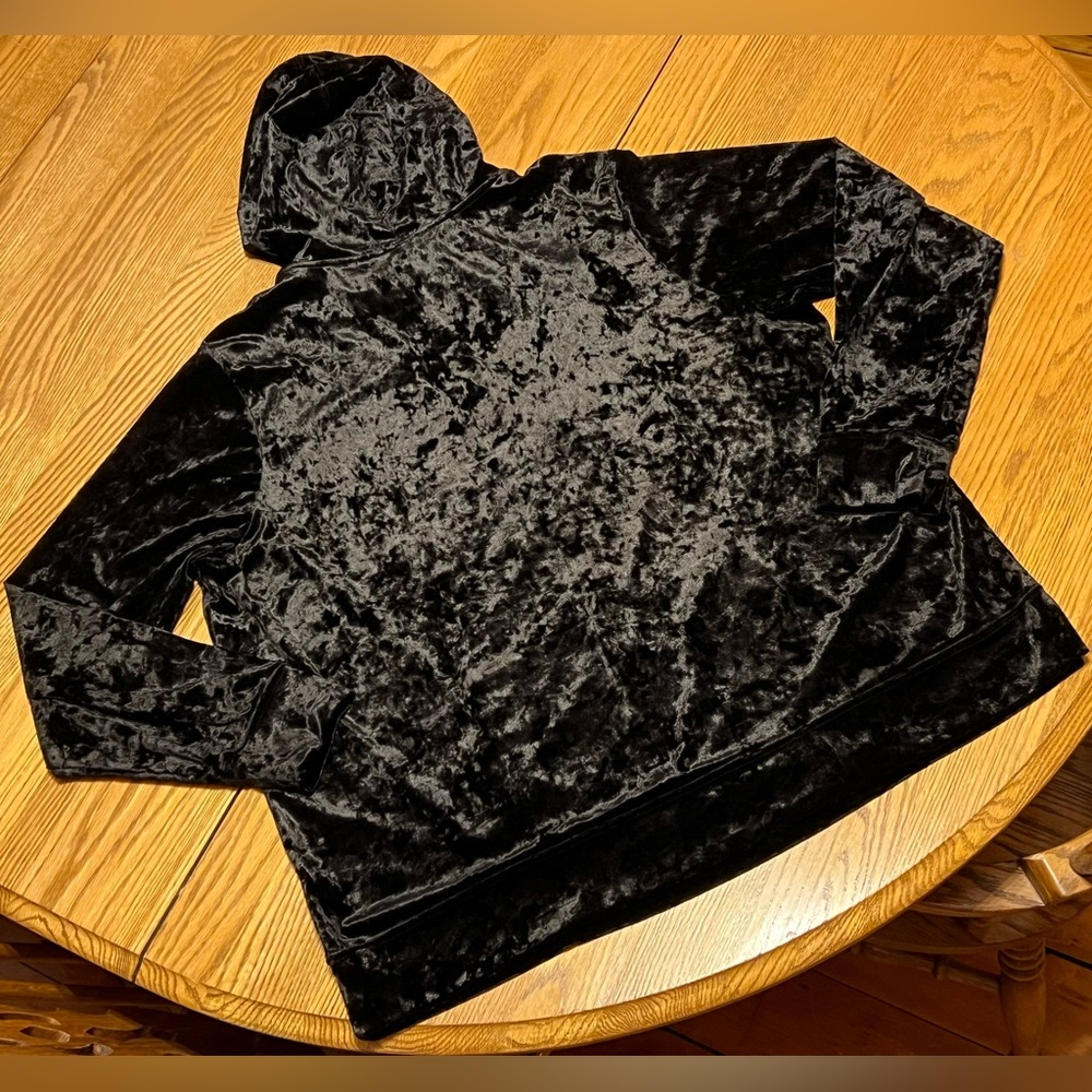 Torrid Black Crushed Velour Pullover Lounge Hoodie Size 2 🖤 - Picture 6 of 11